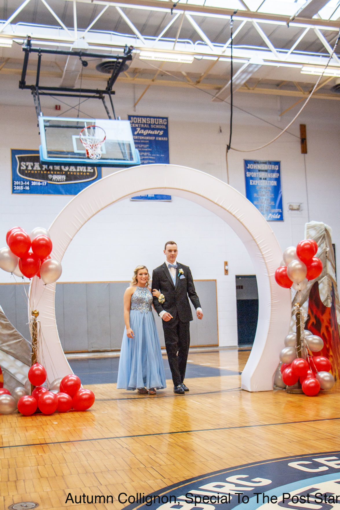 Johnsburg_Prom_35.jpg